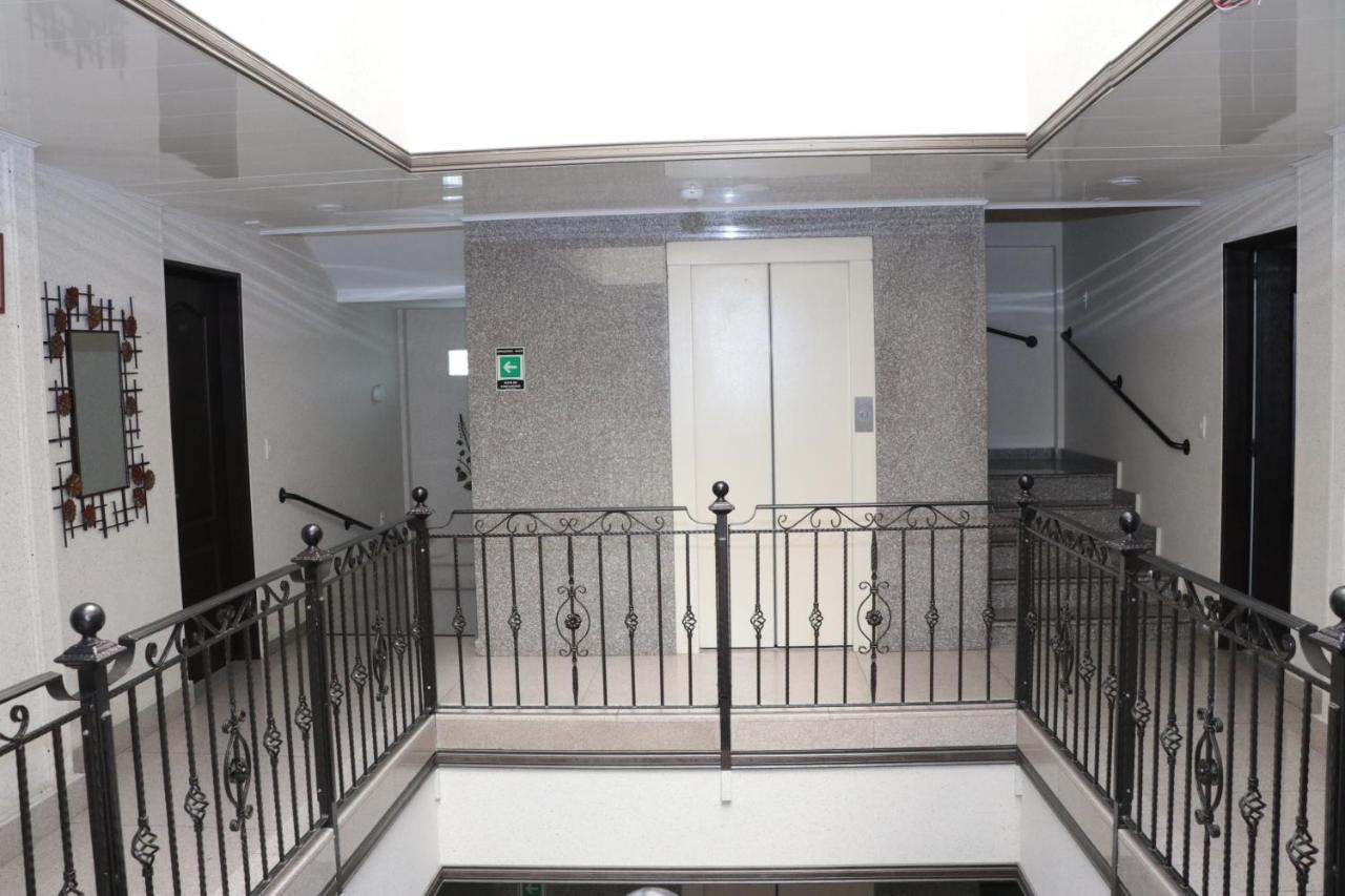 Hoteles Bogota Inn El Lago Country Zona Rosa Zewnętrze zdjęcie